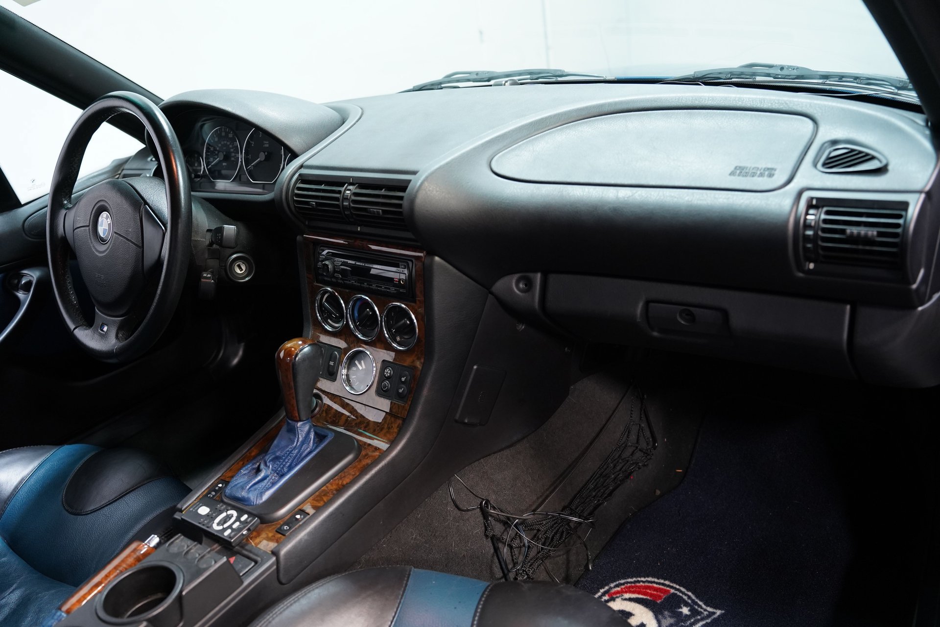 Used 2001 BMW Z3 3.0i RWD image 37