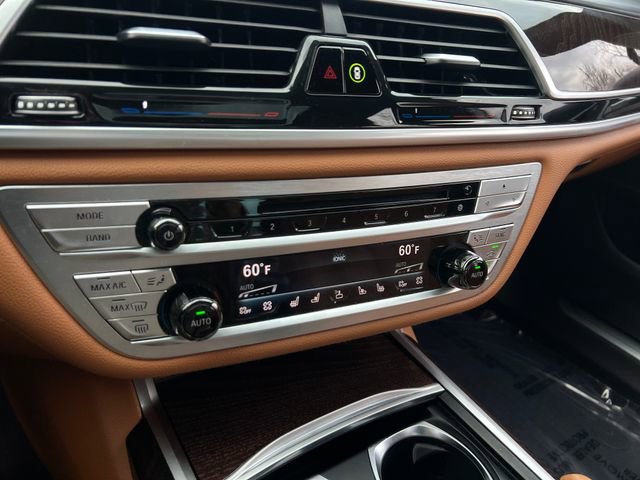 Used 2019 BMW 740i 740i w/ Executive Package image 29