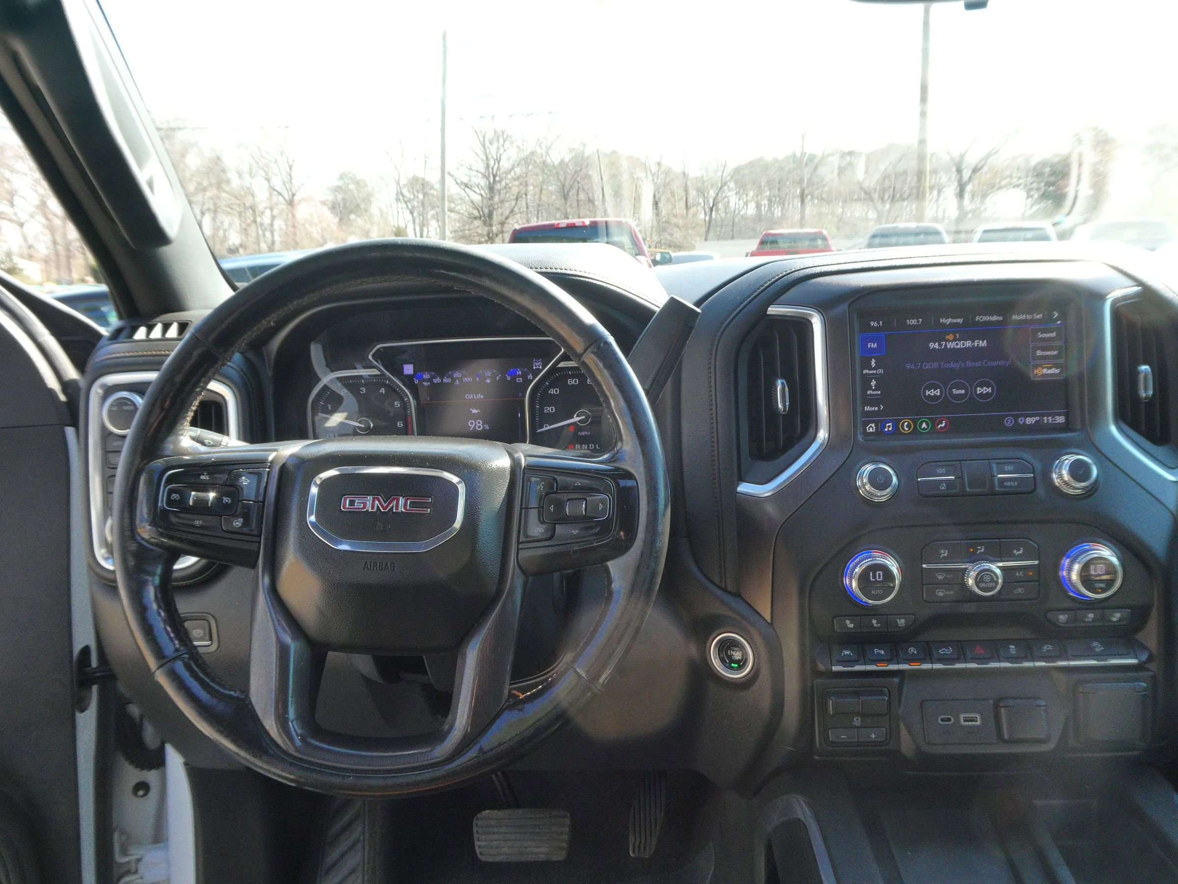 Used 2020 GMC Sierra 1500 AT4 w/ Off-Road Performance Package image 12