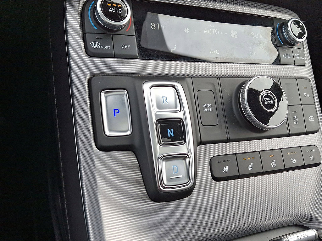 Used 2023 Hyundai Palisade Calligraphy w/ Winter Package image 12