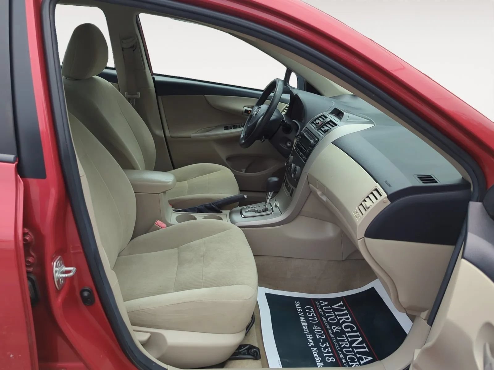 Used 2012 Toyota Corolla LE FWD image 13