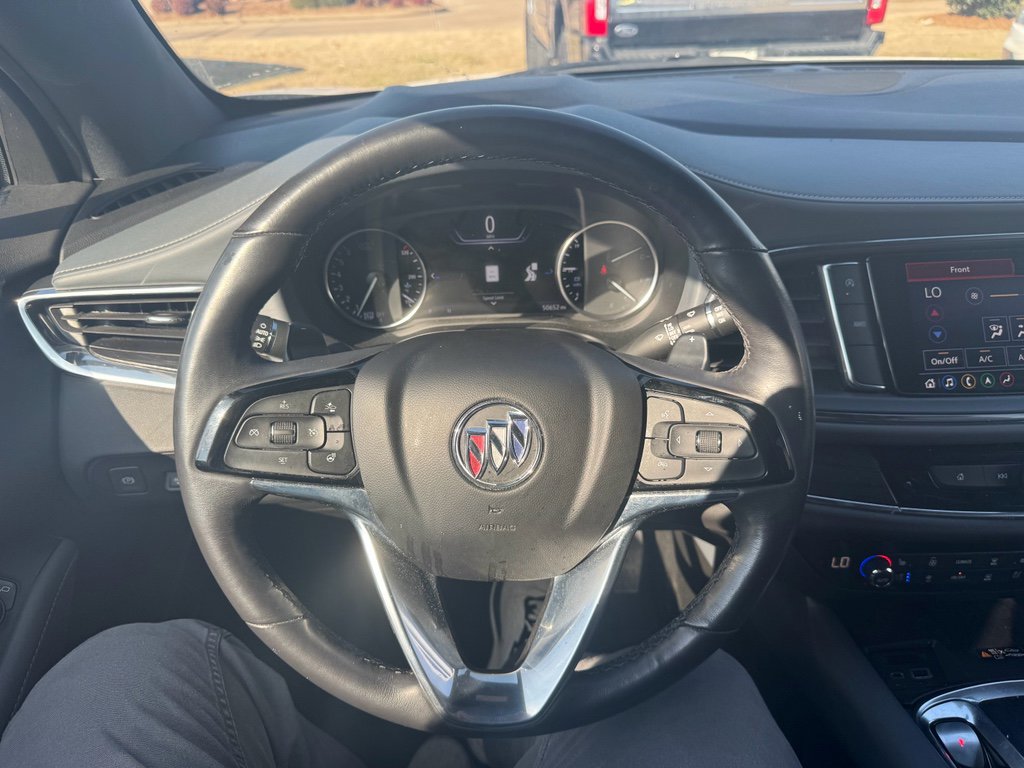 Used 2024 Buick Enclave Premium image 17