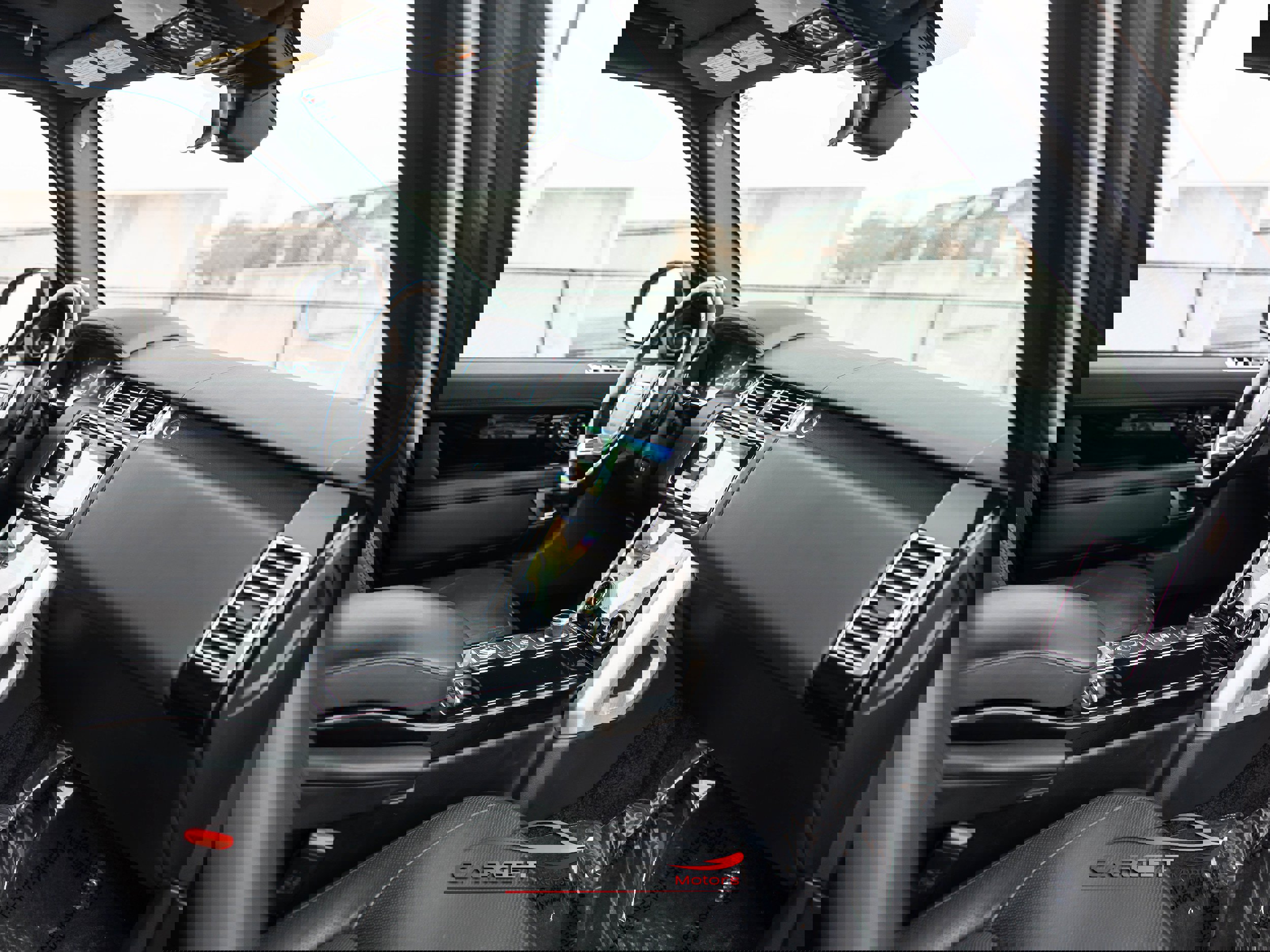 Used 2020 Land Rover Range Rover Long Wheelbase HSE image 12