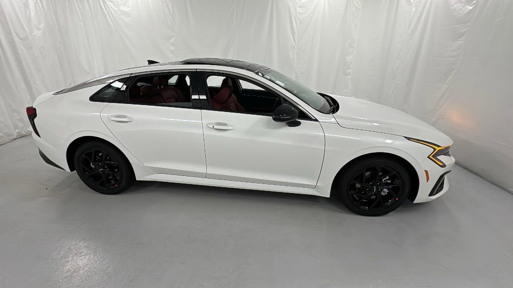 New 2026 Kia K5 GT-Line image 2