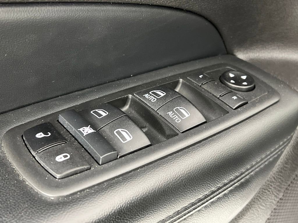 Used 2021 Jeep Grand Cherokee Laredo X image 61