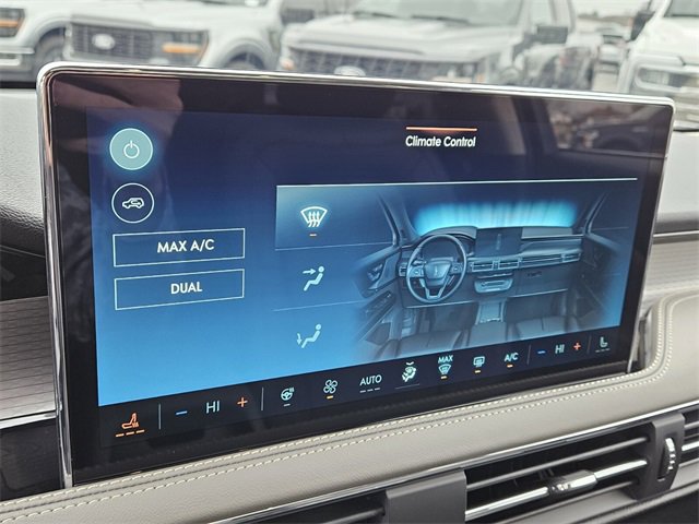 New 2025 Lincoln Corsair Premiere w/ Equipment Group 101A image 23