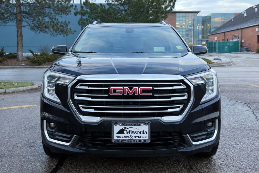 Used 2023 GMC Terrain SLT w/ Tech Package image 8