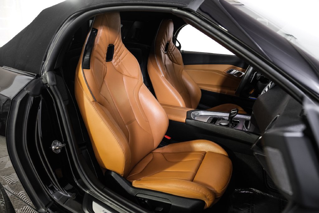 Used 2020 BMW Z4 sDrive30i w/ M Sport Package RWD image 47