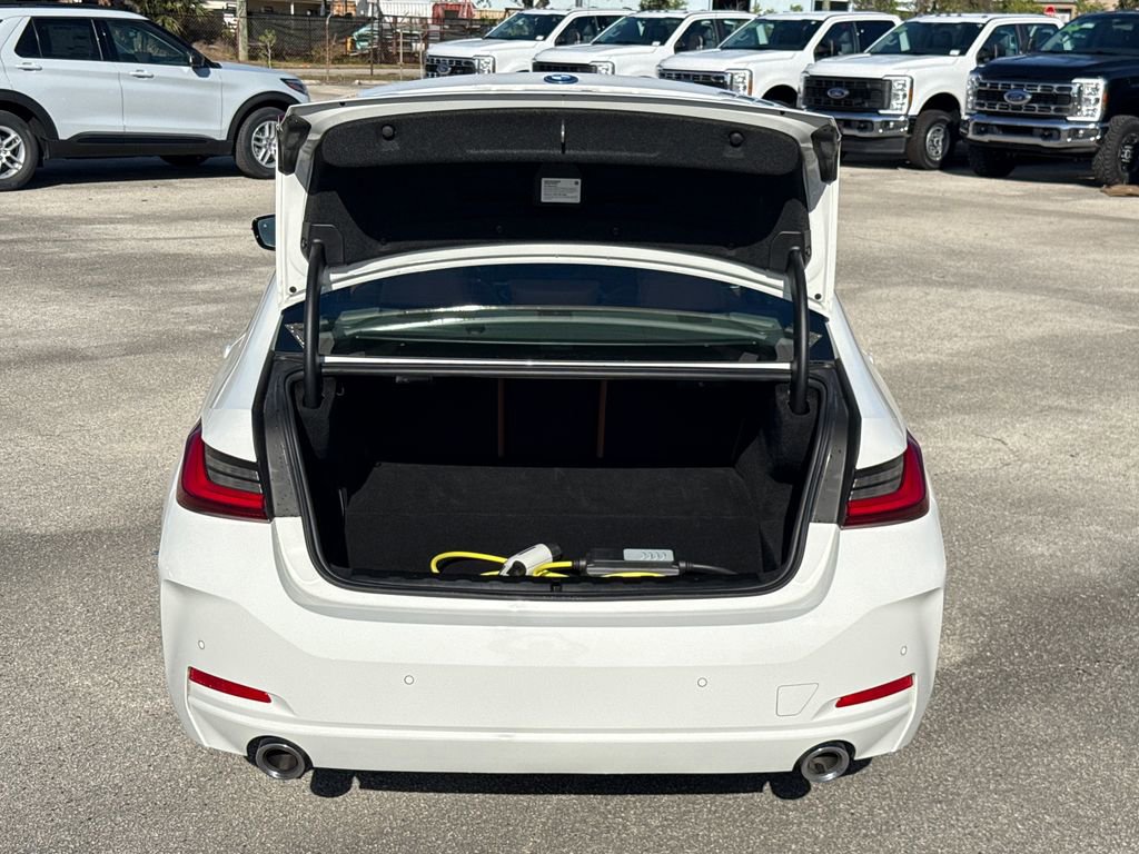 Used 2023 BMW 330e w/ Premium Package image 28