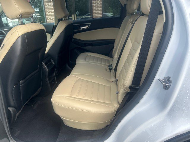 Used 2023 Ford Edge SEL AWD/4WD image 12
