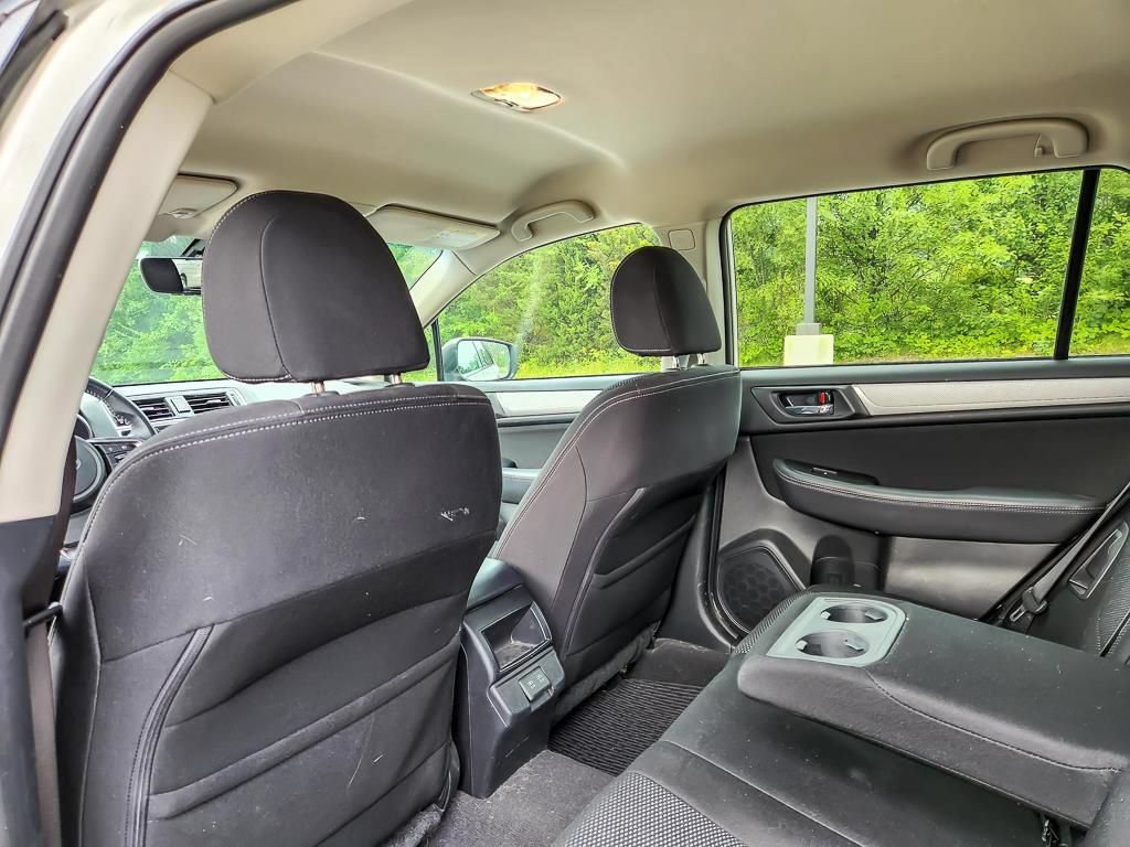 Used 2019 Subaru Outback 2.5i Premium AWD/4WD image 12