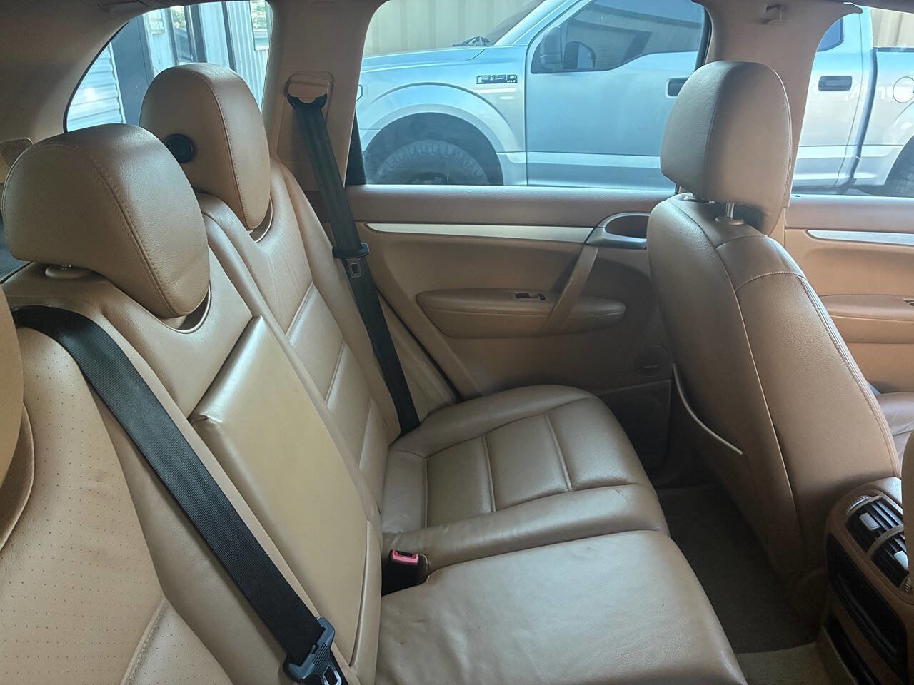 Used 2005 Porsche Cayenne S image 6