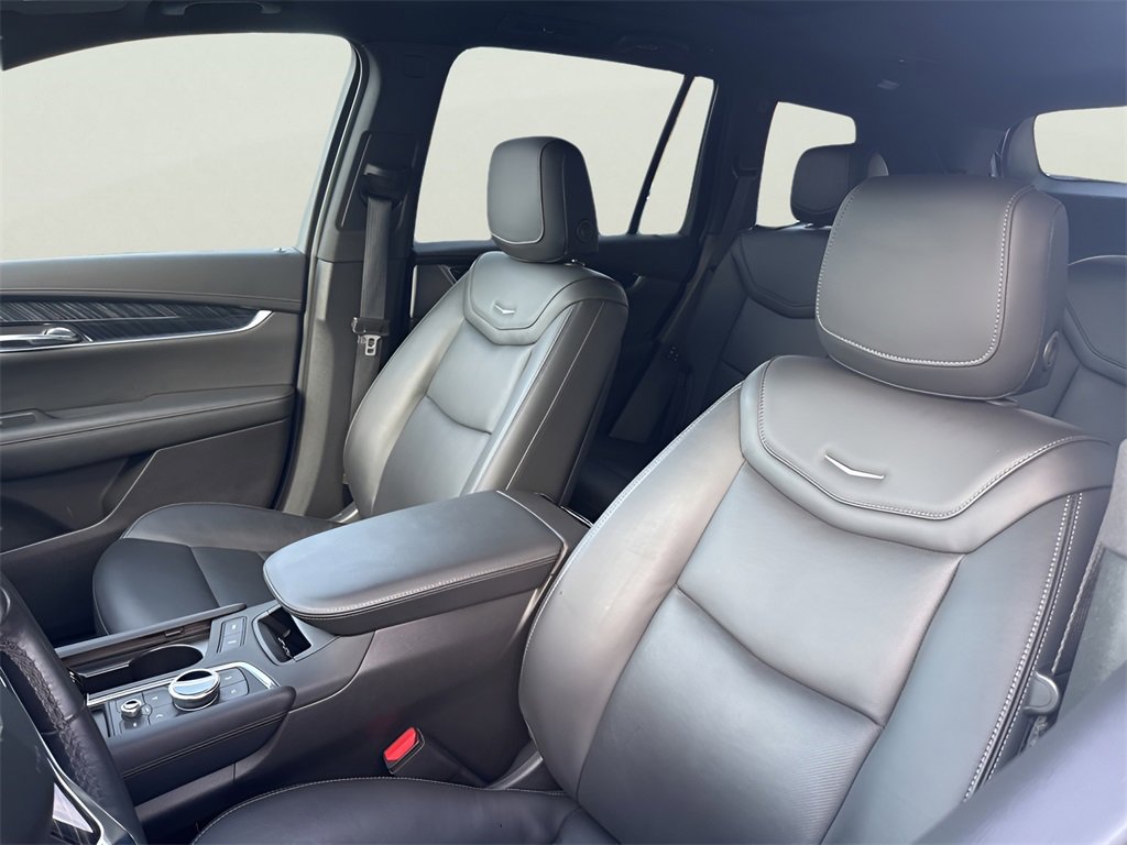 Certified 2022 Cadillac XT6 Premium Luxury w/ Technology Package image 14
