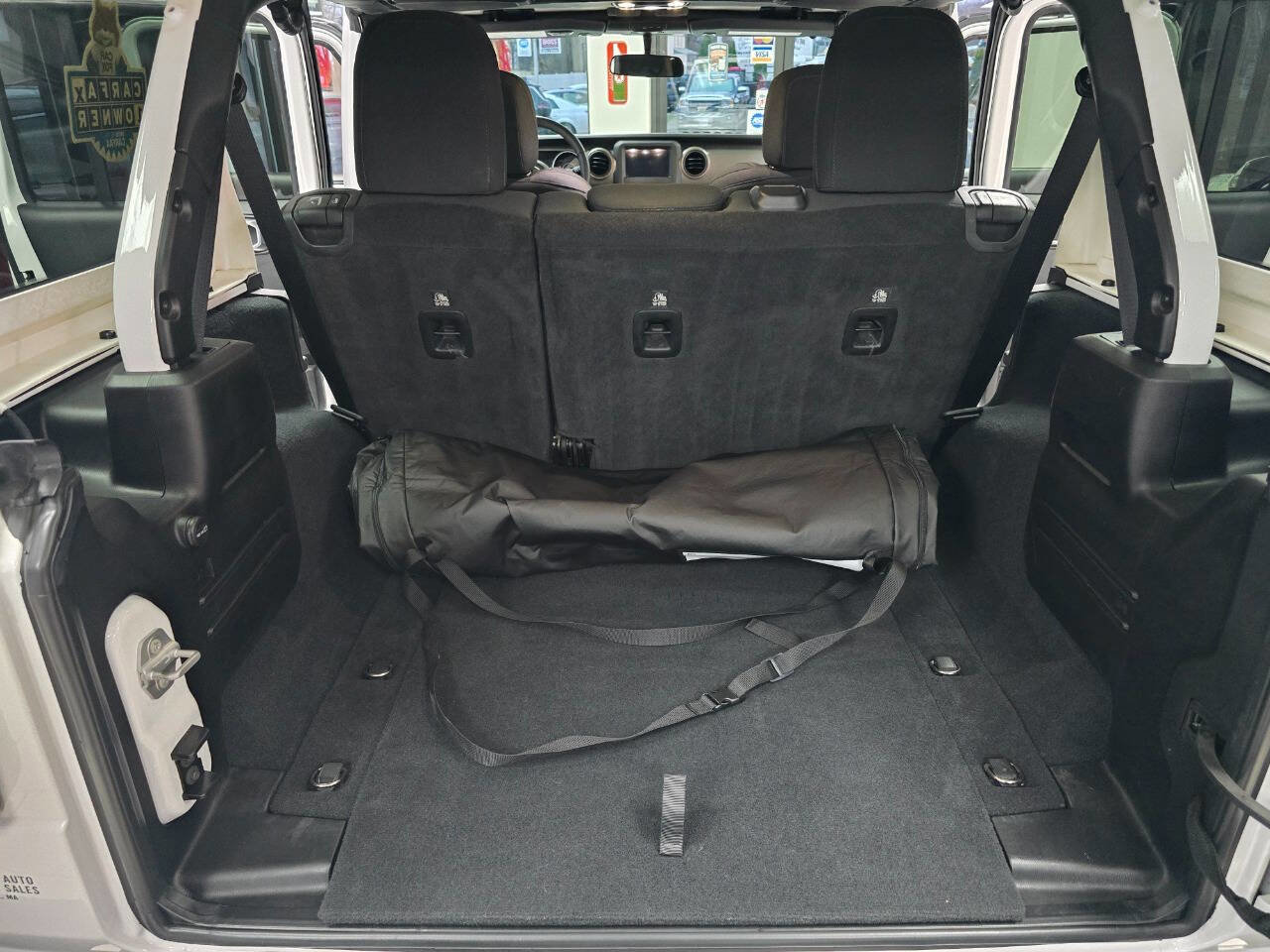 Used 2022 Jeep Wrangler Unlimited Sport image 41