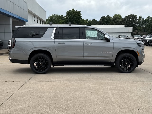 New 2026 Chevrolet Suburban Premier AWD/4WD image 2