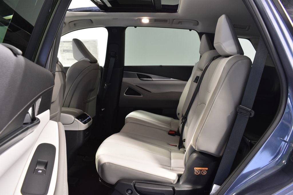 New 2026 INFINITI QX60 Luxe w/ Cargo Package image 28