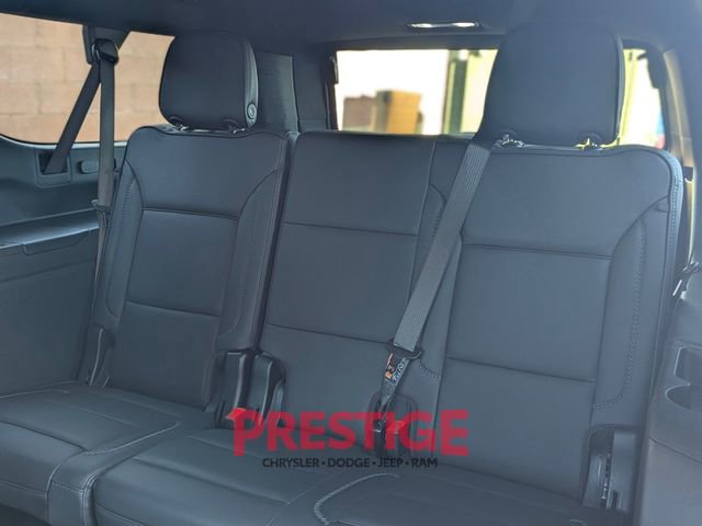 Used 2025 GMC Yukon XL Denali image 34