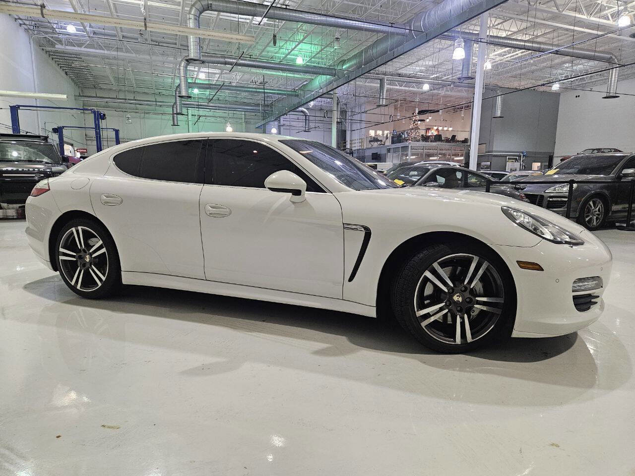 Used 2010 Porsche Panamera S image 12