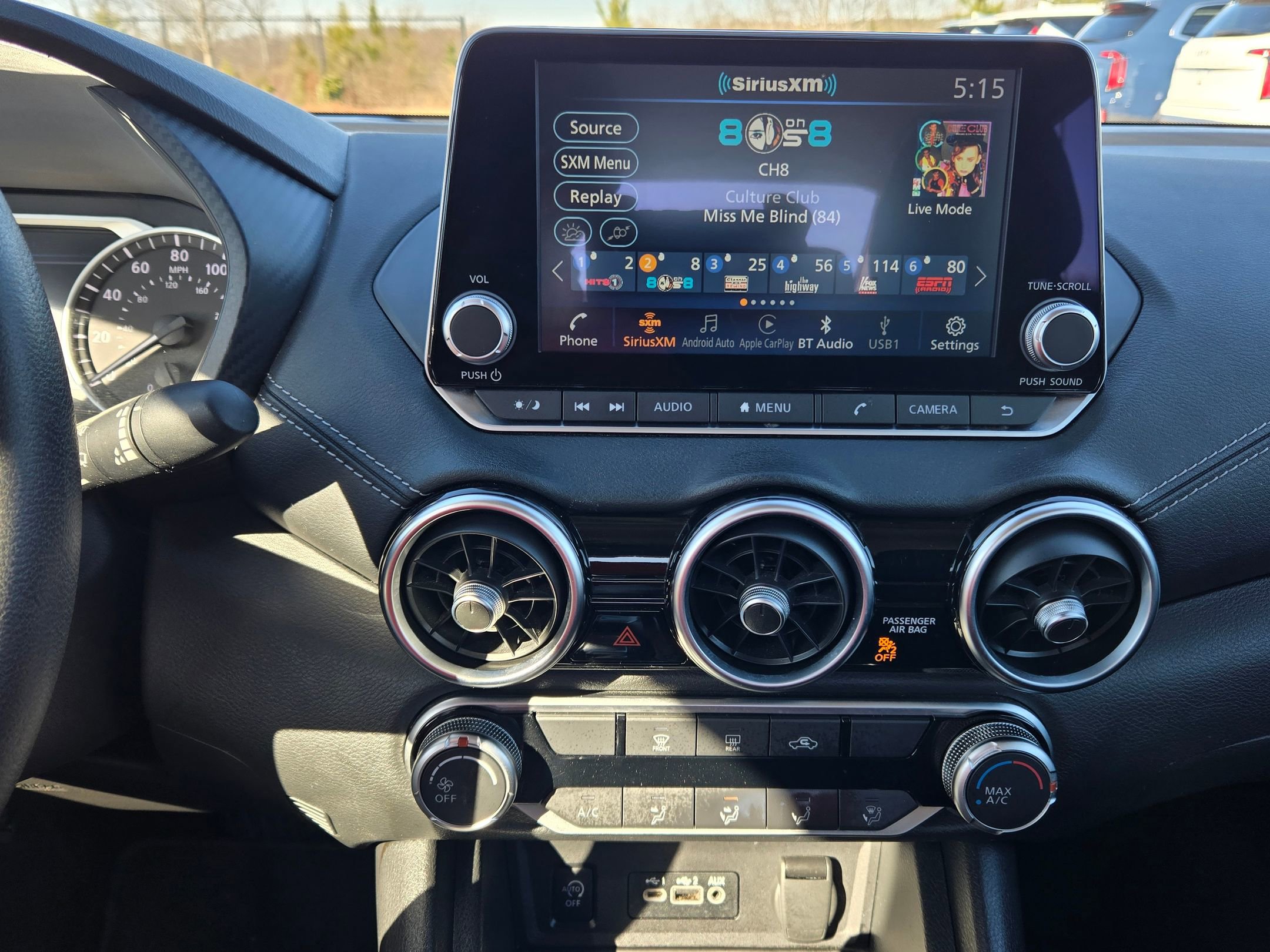 Used 2024 Nissan Sentra SV image 15