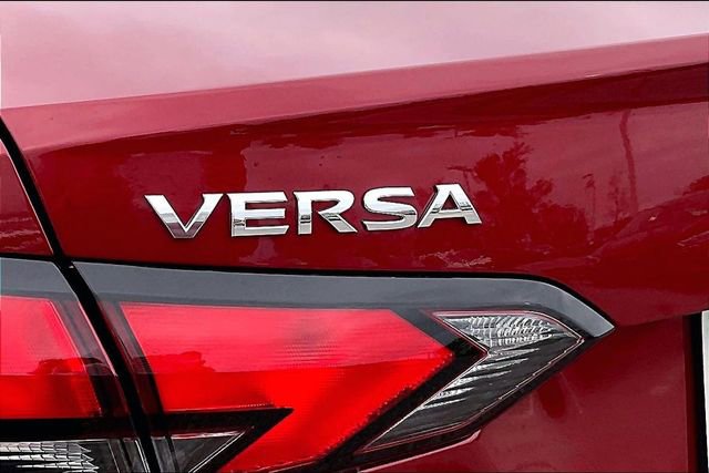 Certified 2025 Nissan Versa SV w/ Trunk Package image 8