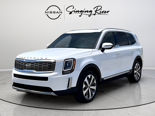 Used 2020 Kia Telluride S w/ S 8 Passenger Seating Package FWD image 3