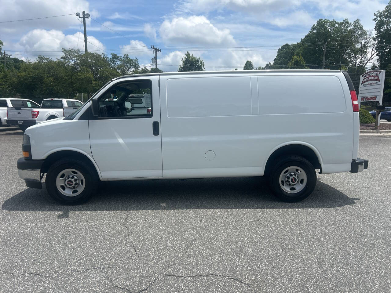 Used 2019 GMC Savana 2500 w/ Driver Convenience Package RWD image 6