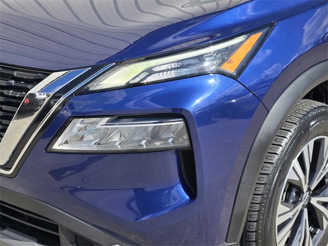 Used 2022 Nissan Rogue SV image 12