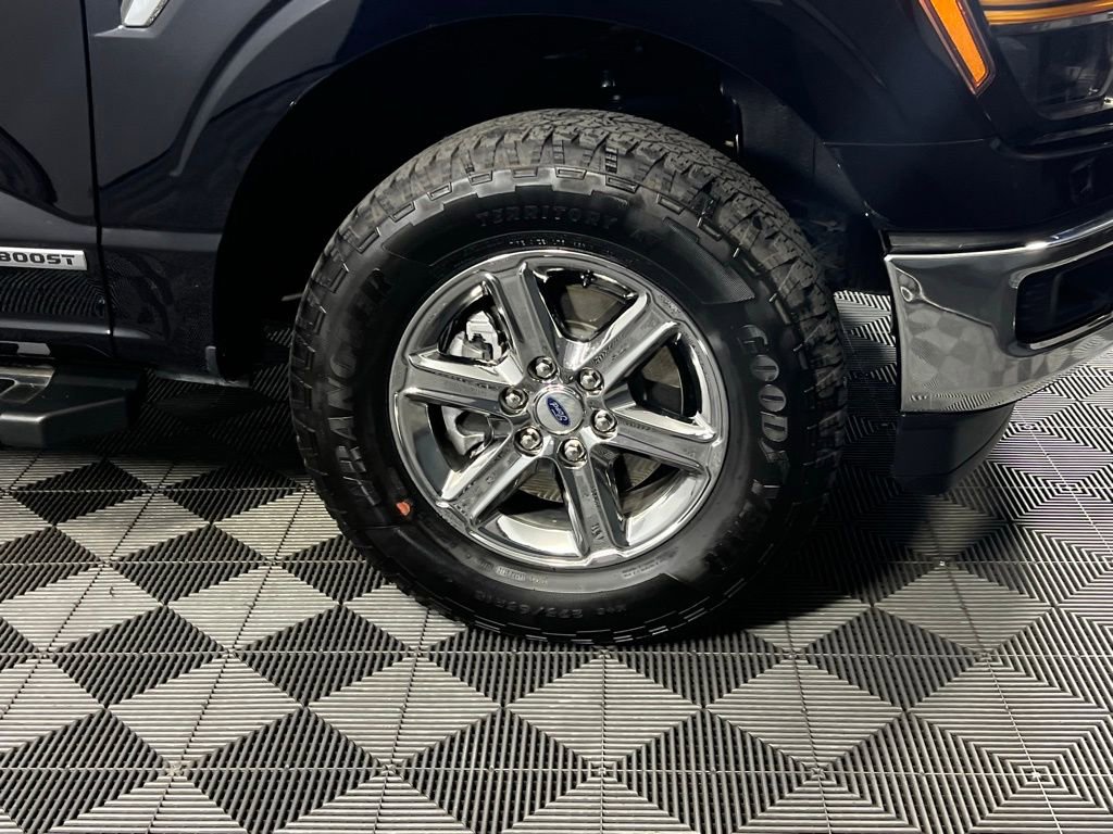 Used 2025 Ford F150 XLT w/ Equipment Group 301A Standard image 11