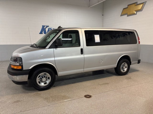 Used 2019 Chevrolet Express 2500 LT w/ LT Preferred Equipment Group image 2