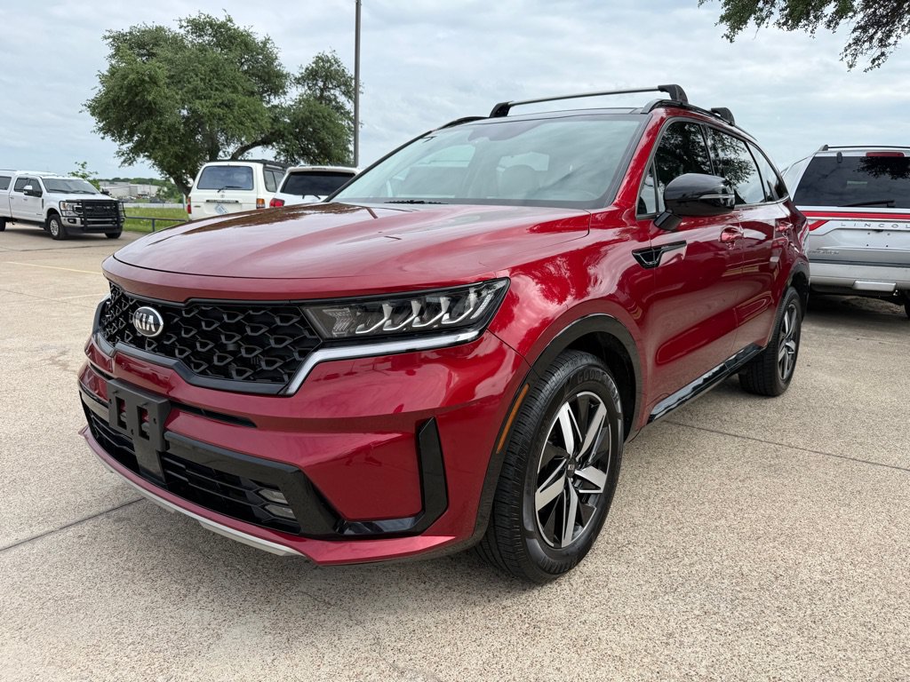 Used 2021 Kia Sorento EX w/ Panoramic Sunroof Package FWD image 3