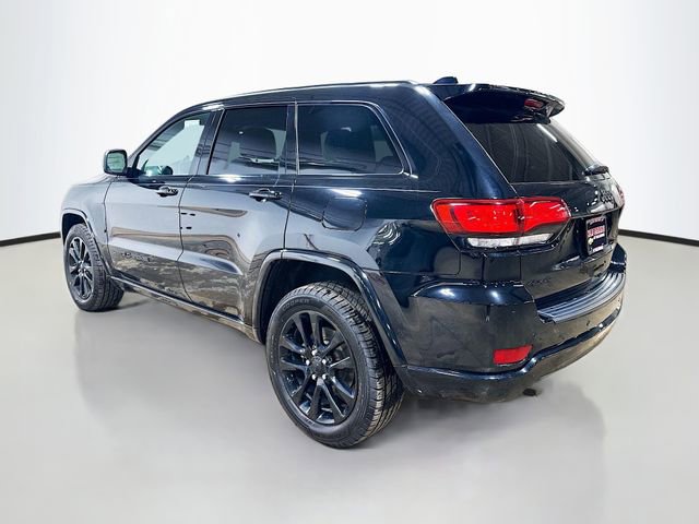 Used 2019 Jeep Grand Cherokee Altitude image 9