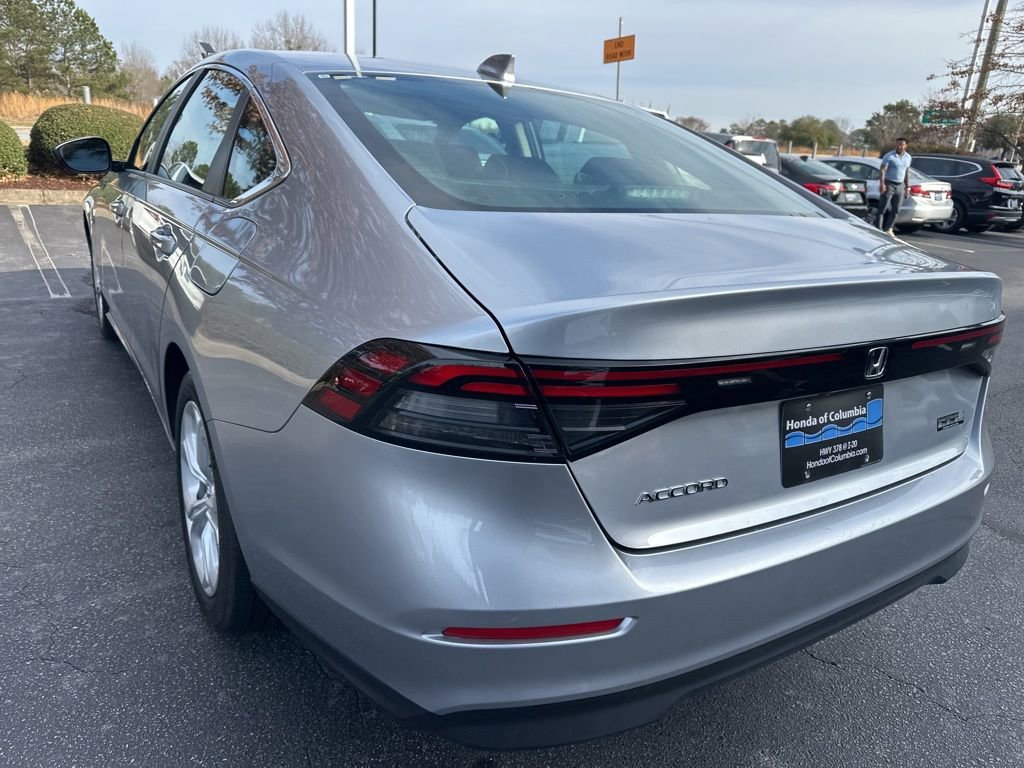 Certified 2025 Honda Accord LX image 5