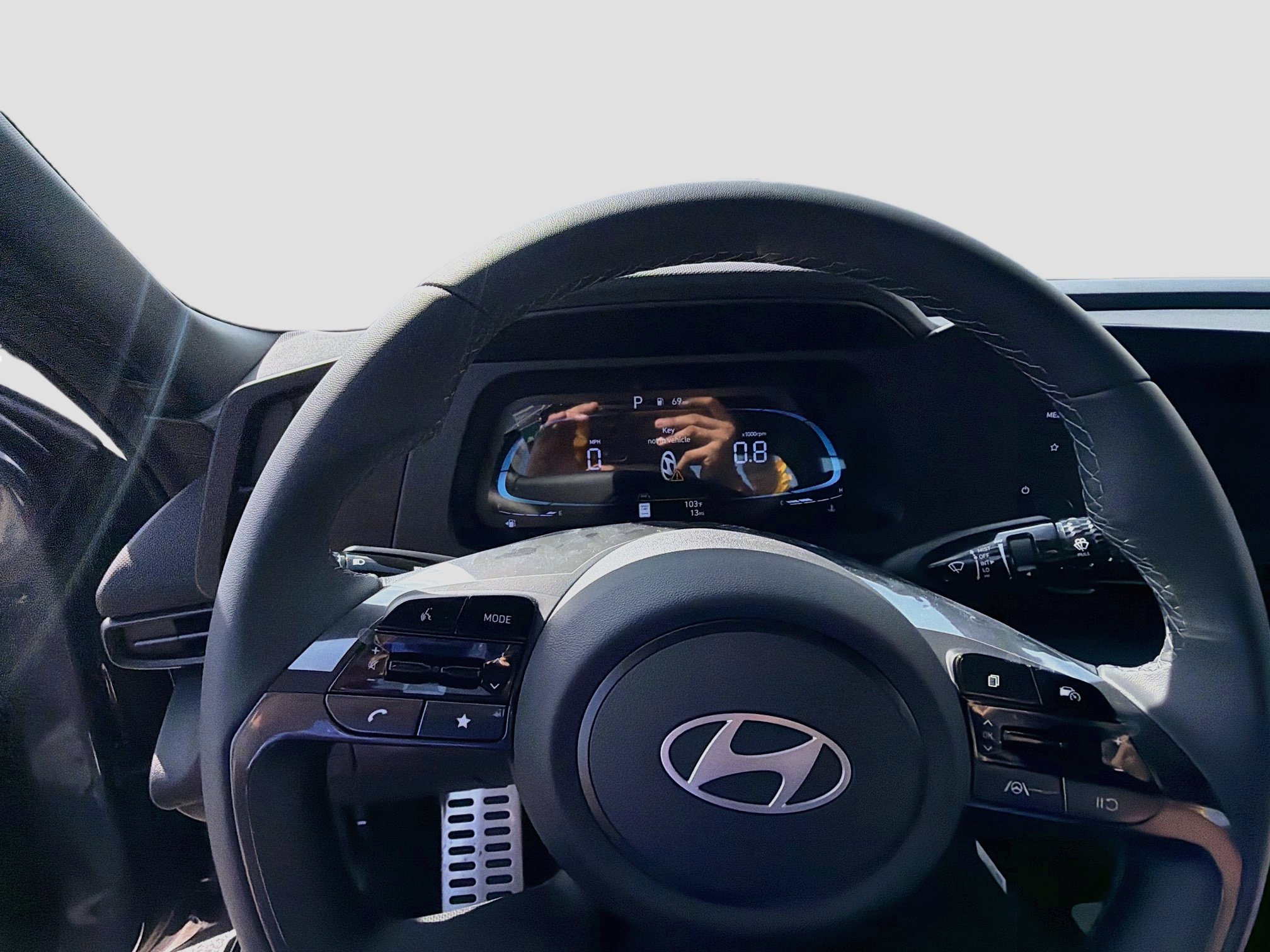 New 2026 Hyundai Elantra SEL Sport FWD image 9