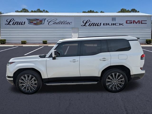 Used 2024 Lexus GX 550 w/ Cold Area Package AWD/4WD image 7