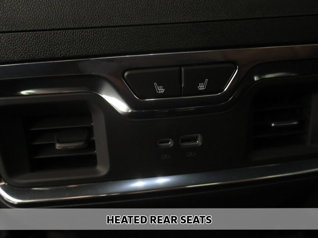 Used 2025 GMC Sierra 1500 Denali Ultimate AWD/4WD image 9