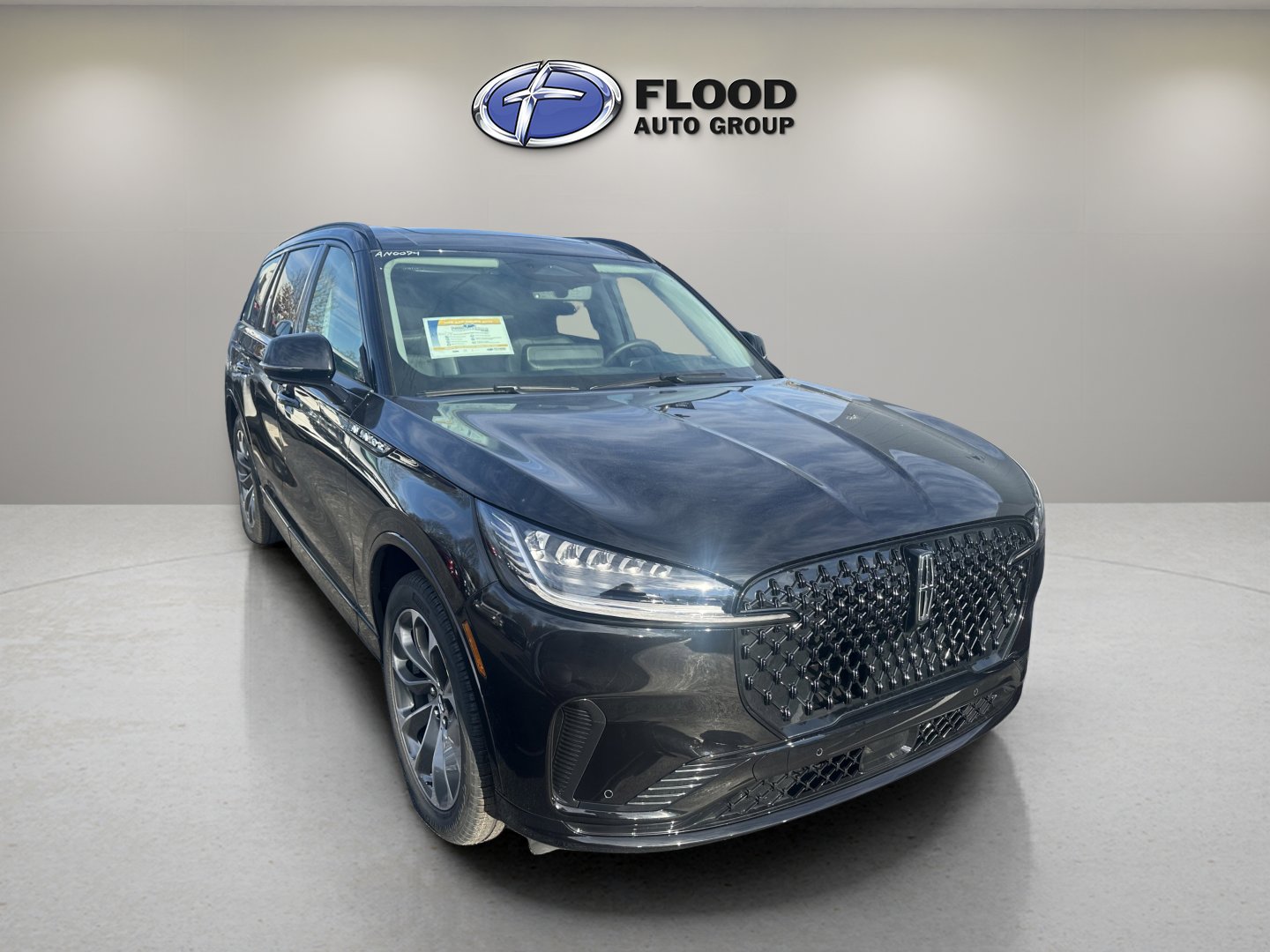 New 2026 Lincoln Aviator AWD image 1