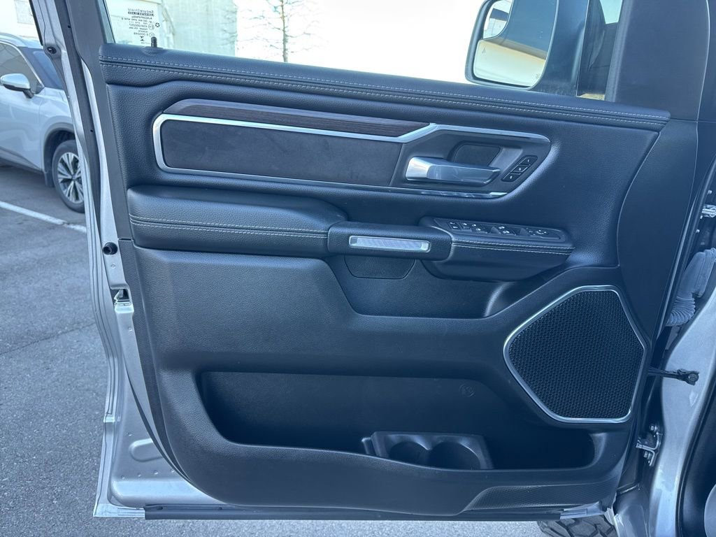 Used 2025 RAM 1500 Laramie w/ Sport Appearance Package image 10
