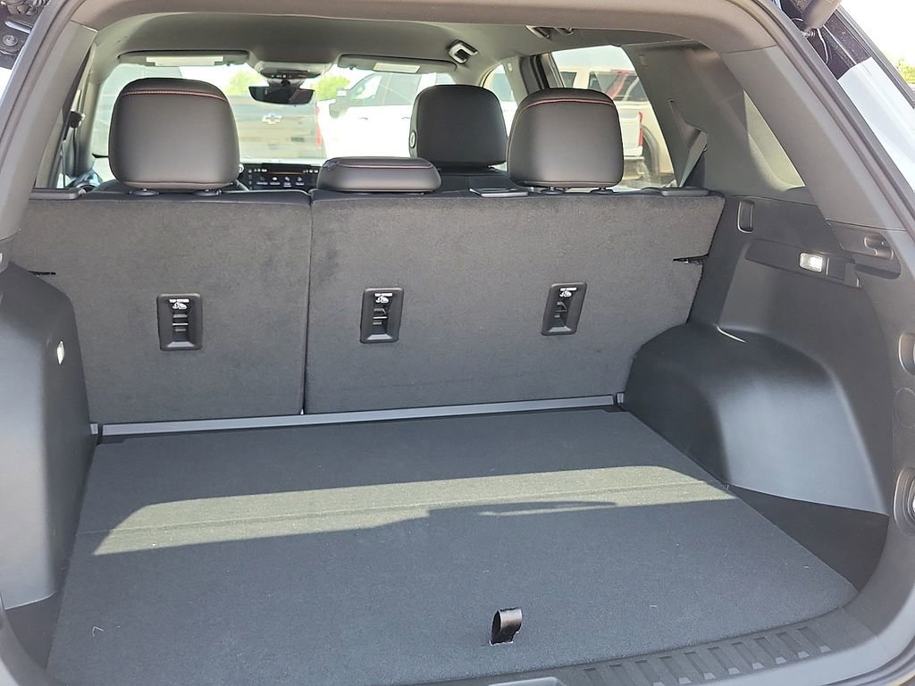 New 2026 Chevrolet Equinox RS w/ Safety and Technology Package FWD image 15