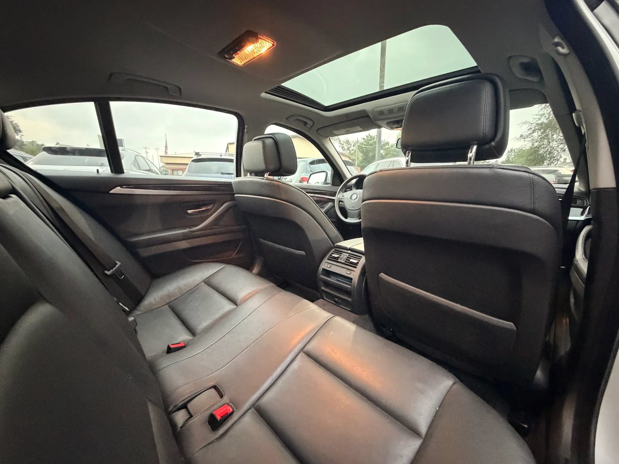 Used 2013 BMW 528i xDrive Sedan AWD/4WD image 24