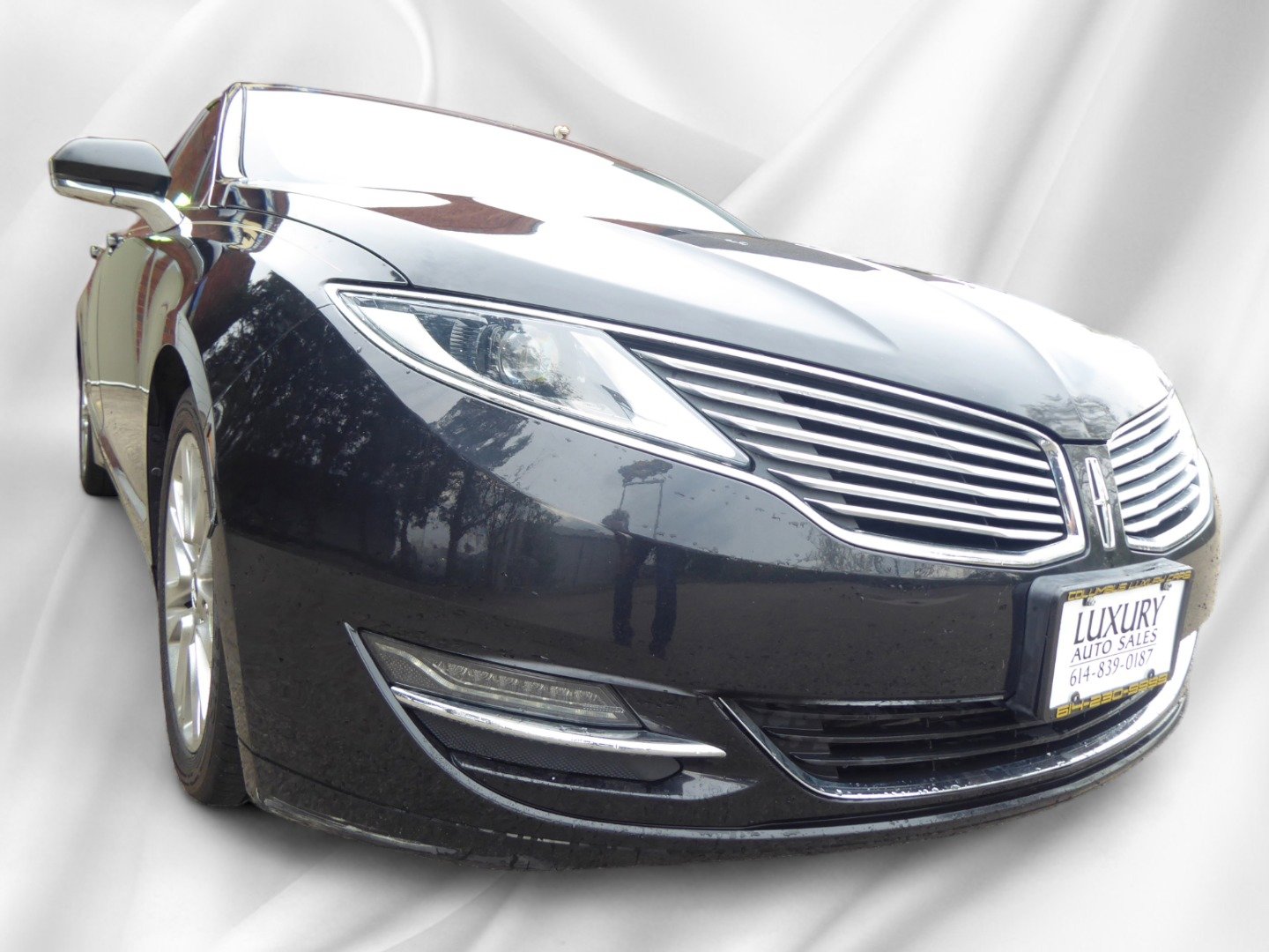 Used 2014 Lincoln MKZ w/ Equipment Group 101A Select image 4