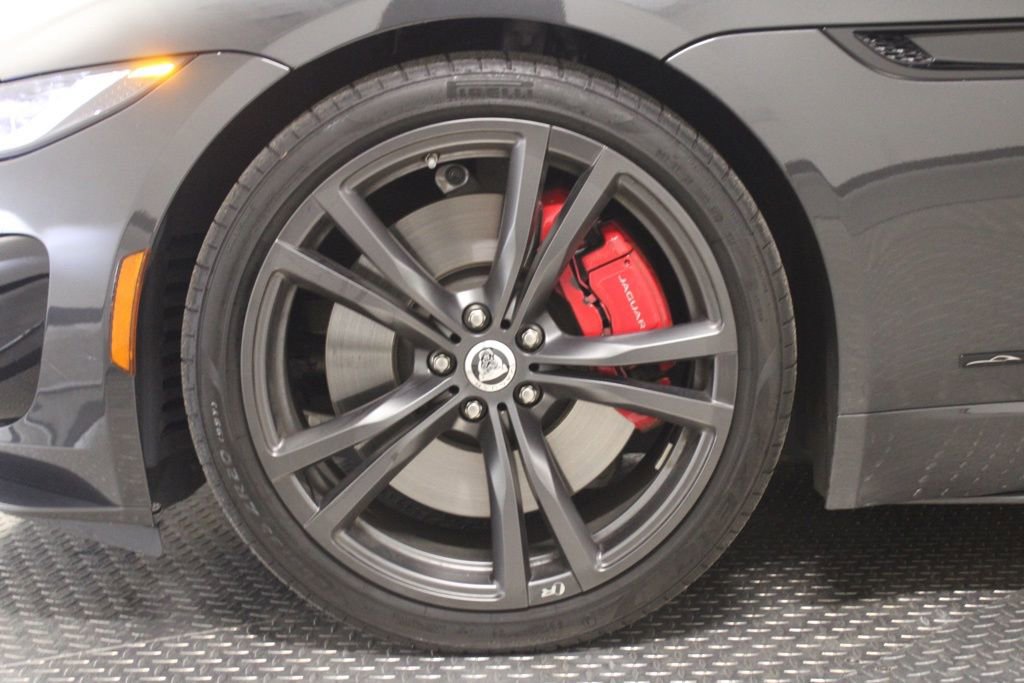 Used 2024 Jaguar F-TYPE R AWD/4WD image 19
