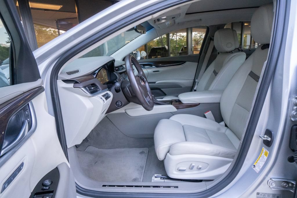 Used 2014 Cadillac XTS Platinum FWD image 8