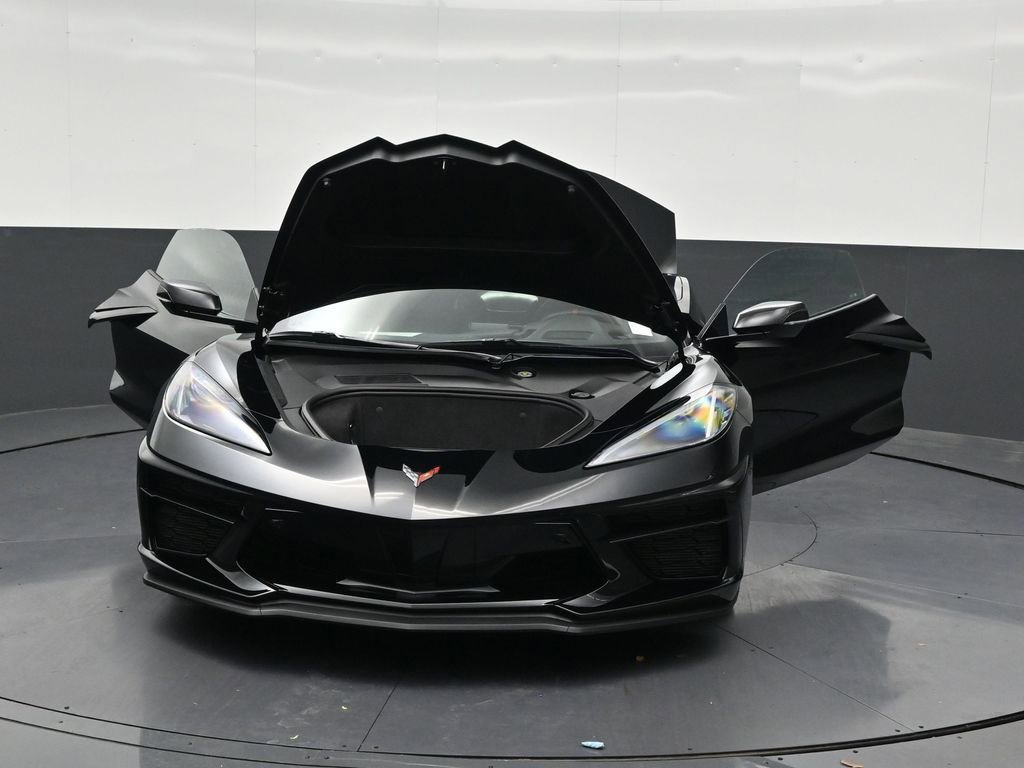 Used 2021 Chevrolet Corvette Stingray Premium Conv w/ Z51 Performance Package RWD image 35