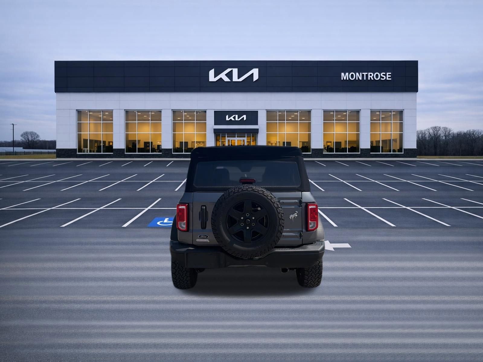 Used 2023 Ford Bronco Black Diamond AWD/4WD image 5