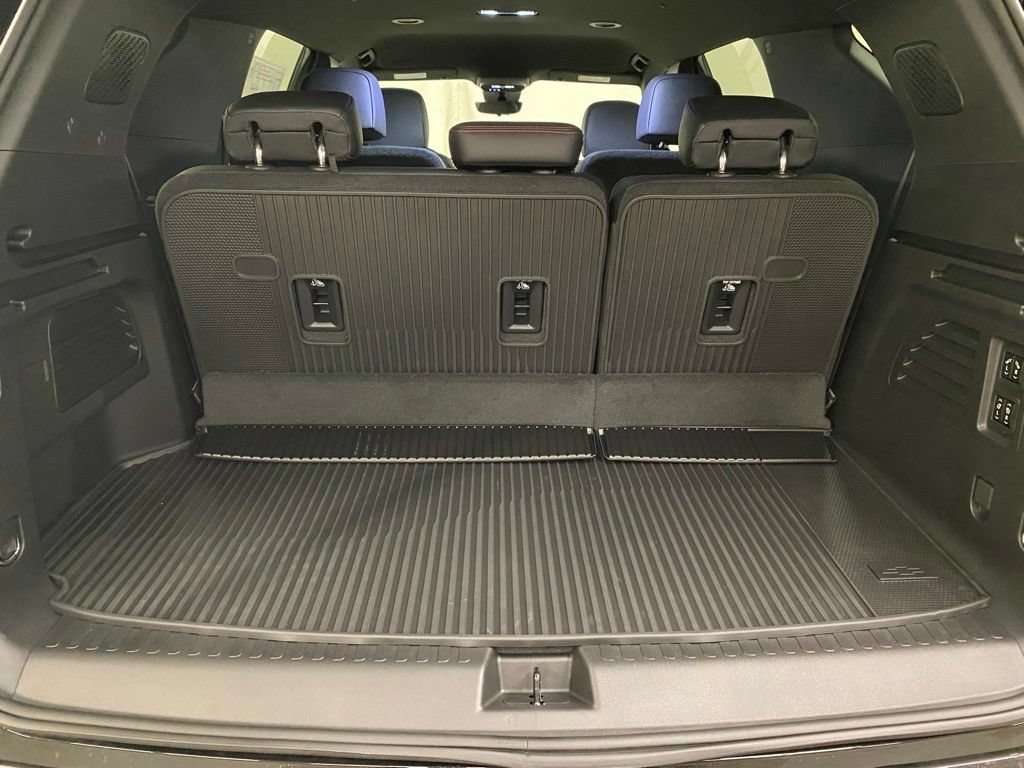 New 2026 Chevrolet Traverse RS w/ LPO, Floor Liner Package AWD/4WD image 8