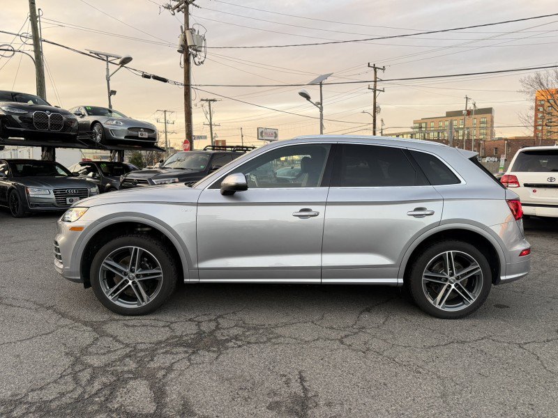 Used 2018 Audi SQ5 Premium Plus w/ Navigation Package image 7