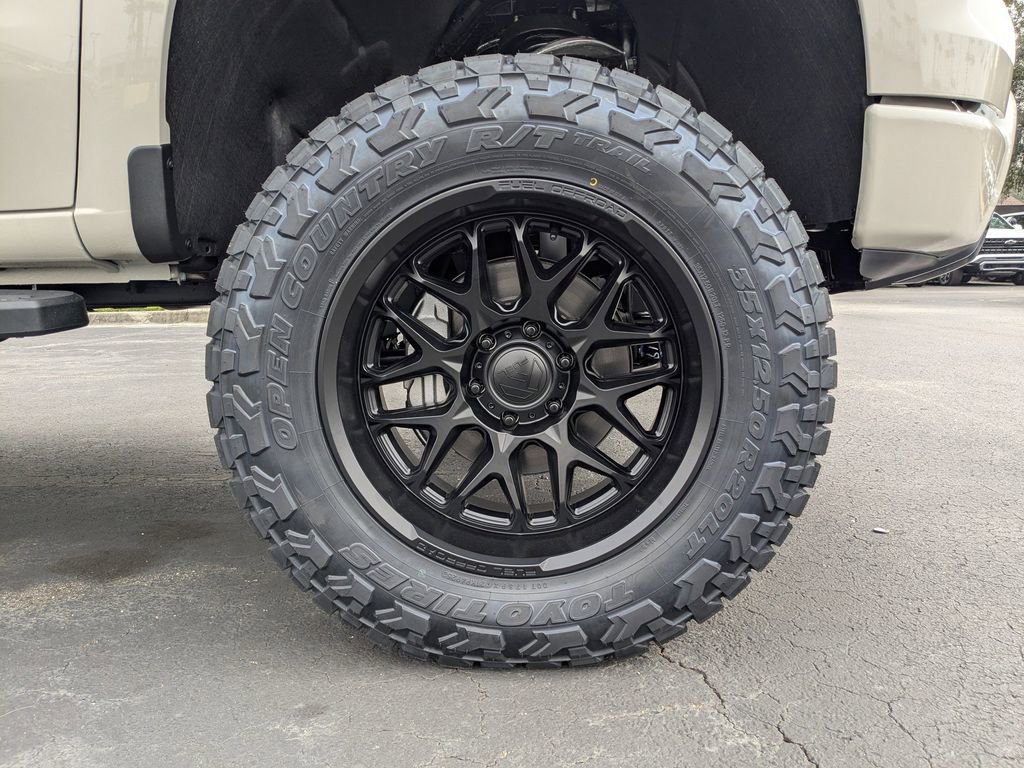 New 2026 Chevrolet Silverado 1500 RST w/ Dark Appearance Package image 11