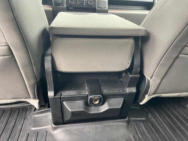 Used 2017 Ford F150 XLT AWD/4WD image 23