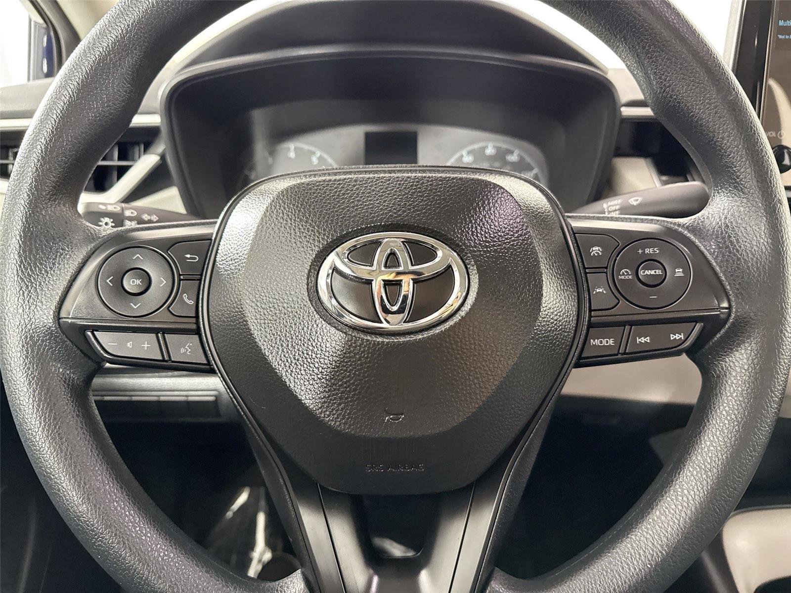 Certified 2025 Toyota Corolla LE FWD image 16