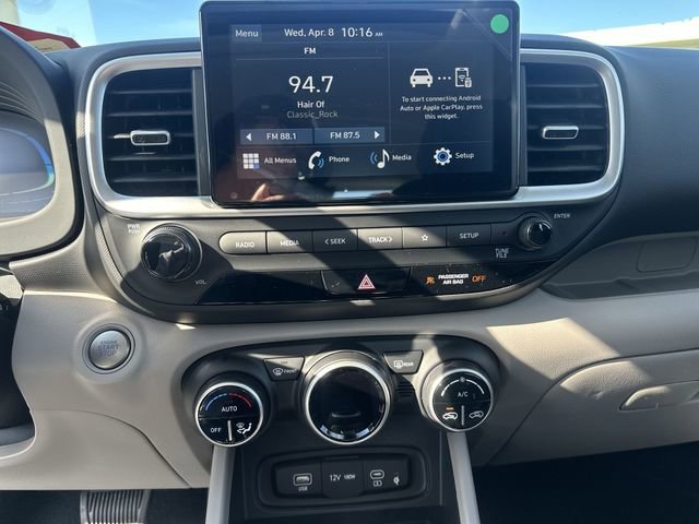 New 2026 Hyundai Venue SEL FWD image 14